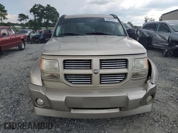✅ 2010 Dodge Nitro SXT • VIN: 1D4PU5GK4AW126581 • Lot: 64096425. Listed on Copart with 154,839 mi. Free auction sales archive from the USA and detailed vehicle history report at DreamBid. Image 5.