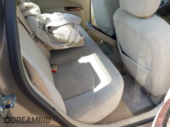 ✅ 2007 Buick LaCrosse CX • VIN: 2G4WC582X71190470 • Lot: 42547088. Listed on IAAI with 143,234 mi. Free auction sales archive from the USA and detailed vehicle history report at DreamBid. Image 8.