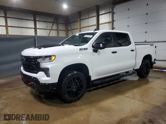 ✅ 2023 Chevrolet Silverado 1500 LT Trail Boss • VIN: 3GCUDFE84PG244960 • Lot: 60804385. Wystawiony na Copart z przebiegiem 37 776 mil. Bezpłatny archiwum sprzedaży aukcyjnych z USA i szczegółowy raport historii pojazdu na DreamBid. Zdjęcie 1.