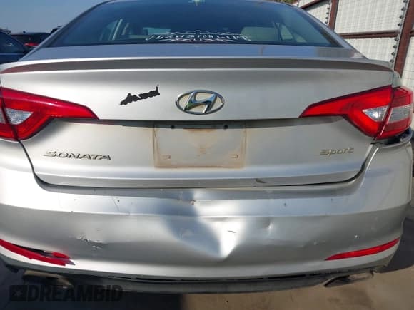 ✅ 2017 Hyundai Sonata Sport • VIN: 5NPE34AF9HH441521 • Лот: 43338565. Опубликован ранее на IAAI с пробегом 160 875 миль. Бесплатный доступ к архиву аукционных продаж из США и подробный отчёт об истории автомобиля на DreamBid. Изображение 19.