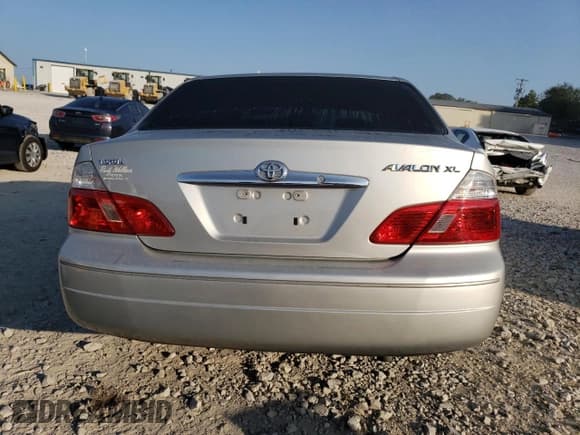 ✅ 2004 Toyota Avalon XL • VIN: 4T1BF28B44U377997 • Лот: 69134384. Опубликован ранее на Copart с пробегом 125 970 миль. Бесплатный доступ к архиву аукционных продаж из США и подробный отчёт об истории автомобиля на DreamBid. Изображение 6.