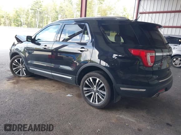 ✅ 2019 Ford Explorer Platinum • VIN: 1FM5K8HT1KGA02469 • Lot: 43207921. Listed on IAAI with 71,745 mi. Free auction sales archive from the USA and detailed vehicle history report at DreamBid. Image 3.