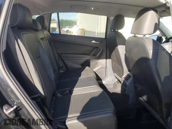 ✅ 2021 Volkswagen Tiguan SE • VIN: 3VV2B7AX9MM136445 • Lot: 58197925. Wystawiony na Copart z przebiegiem 35 276 mil. Bezpłatny archiwum sprzedaży aukcyjnych z USA i szczegółowy raport historii pojazdu na DreamBid. Zdjęcie 11.