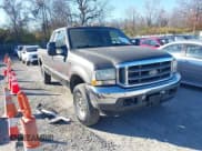 ✅ 2002 Ford F-250 XL • VIN: 1FTNX21F82EA53163 • Lot: 43704133. Listed on IAAI with 250,086 mi. Free auction sales archive from the USA and detailed vehicle history report at DreamBid. Image 1.