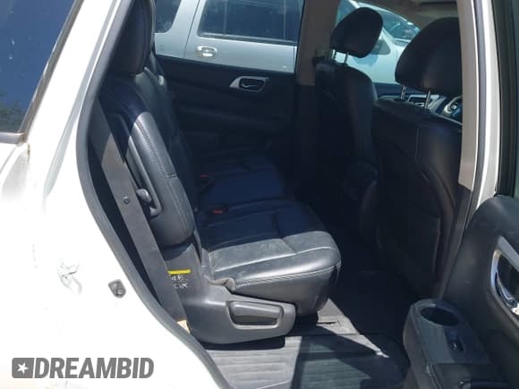 ✅ 2014 Nissan Pathfinder SL • VIN: 5N1AR2MN8EC726976 • Lot: 42853409. Listed on IAAI with 185,983 mi. Free auction sales archive from the USA and detailed vehicle history report at DreamBid. Image 8.