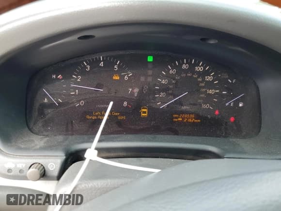 ✅ 2005 Lexus LS 430 • VIN: JTHBN36F450181617 • Lot: 91725315. Wystawiony na Copart z przebiegiem 228 536 mil. Bezpłatny archiwum sprzedaży aukcyjnych z USA i szczegółowy raport historii pojazdu na DreamBid. Zdjęcie 9.