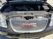 ✅ 2011 GMC Yukon Denali • VIN: 1GKS1EEF3BR138683 • Lot: 68027985. Listed on Copart with 165,680 mi. Free auction sales archive from the USA and detailed vehicle history report at DreamBid. Image 12.