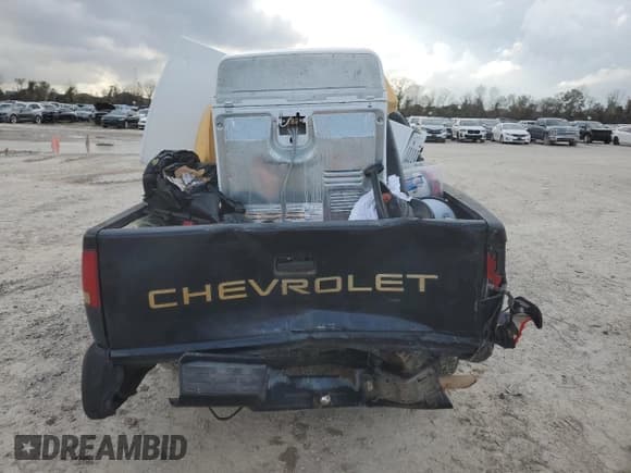 ✅ 1996 Chevrolet S-10 • VIN: 1GCCS14X1T8114597 • Лот: 86123824. Опубликован ранее на Copart с пробегом 147 224 миль. Бесплатный доступ к архиву аукционных продаж из США и подробный отчёт об истории автомобиля на DreamBid. Изображение 10.