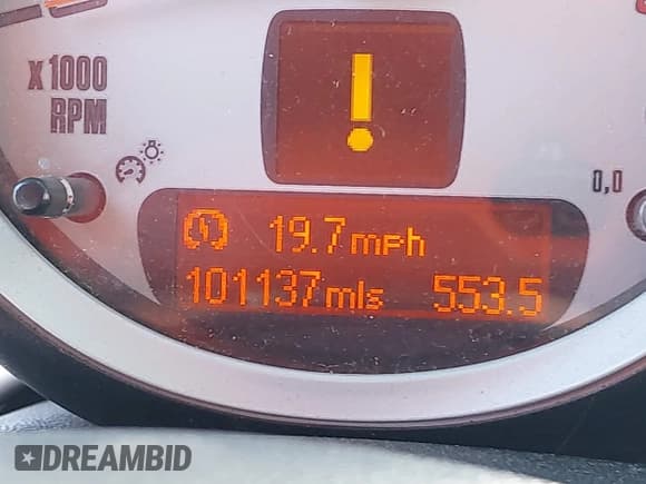 ✅ 2010 MINI Hardtop • VIN: WMWMF3C50ATU79123 • Lot: 43816266. Wystawiony na IAAI z przebiegiem 101 137 mil. Bezpłatny archiwum sprzedaży aukcyjnych z USA i szczegółowy raport historii pojazdu na DreamBid. Zdjęcie 15.