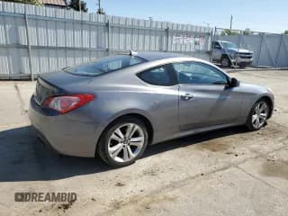 ✅ 2010 Hyundai Genesis Coupe Premium • VIN: KMHHT6KD9AU004230 • Lot: 56286055. Wystawiony na Copart z przebiegiem 199 511 mil. Bezpłatny archiwum sprzedaży aukcyjnych z USA i szczegółowy raport historii pojazdu na DreamBid. Zdjęcie 3.