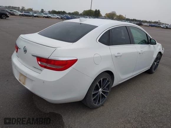 ✅ 2016 Buick Verano Sport Touring • VIN: 1G4PW5SK1G4181651 • Lot: 43495678. Listed on IAAI with 120,061 mi. Free auction sales archive from the USA and detailed vehicle history report at DreamBid. Image 4.