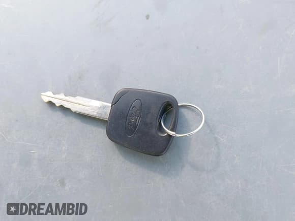 ✅ 1999 Ford Mustang • VIN: 1FAFP4047XF109522 • Lot: 42431256. Wystawiony na IAAI z przebiegiem 118 749 mil. Bezpłatny archiwum sprzedaży aukcyjnych z USA i szczegółowy raport historii pojazdu na DreamBid. Zdjęcie 11.