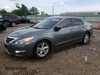 ✅ 2015 Nissan Altima 2.5 • VIN: 1N4AL3AP8FN402309 • Lot: 67476855. Listed on Copart with 97,139 mi. Free auction sales archive from the USA and detailed vehicle history report at DreamBid. Image 1.