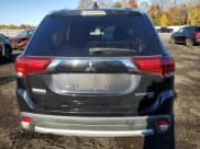 ✅ 2017 Mitsubishi Outlander SE • VIN: JA4AD3A34HZ062652 • Лот: 90798825. Опубликован ранее на Copart с пробегом Не указан. Бесплатный доступ к архиву аукционных продаж из США и подробный отчёт об истории автомобиля на DreamBid. Изображение 6.