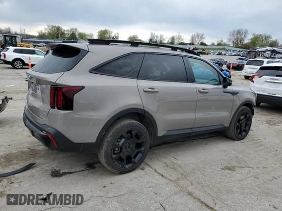 ✅ 2024 Kia Sorento X-Line EX • VIN: 5XYRHDJFXRG268779 • Lot: 52407925. Wystawiony na Copart z przebiegiem 41 232 mil. Bezpłatny archiwum sprzedaży aukcyjnych z USA i szczegółowy raport historii pojazdu na DreamBid. Zdjęcie 3.