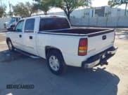 ✅ 2005 GMC Sierra 1500 SLT • VIN: 2GTEC13TX51126662 • Лот: 43620463. Опубликован ранее на IAAI с пробегом 135 554 миль. Бесплатный доступ к архиву аукционных продаж из США и подробный отчёт об истории автомобиля на DreamBid. Изображение 3.