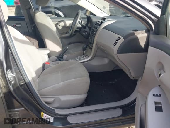 ✅ 2012 Toyota Corolla LE • VIN: 2T1BU4EE9CC792443 • Лот: 43525620. Опубликован ранее на IAAI с пробегом 115 501 миль. Бесплатный доступ к архиву аукционных продаж из США и подробный отчёт об истории автомобиля на DreamBid. Изображение 5.