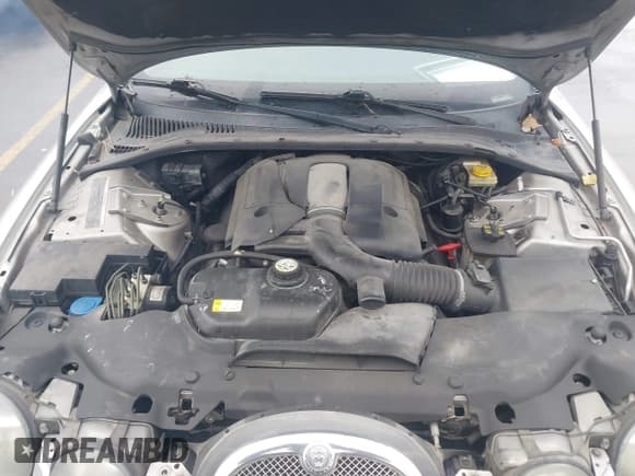 ✅ 2005 Jaguar S-Type • VIN: SAJWA03V451N24124 • Lot: 42062179. Listed on IAAI with 286,268 mi. Free auction sales archive from the USA and detailed vehicle history report at DreamBid. Image 10.