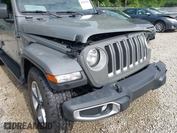 ✅ 2022 Jeep Wrangler Unlimited Sahara • VIN: 1C4HJXEN2NW239826 • Lot: 42497327. Listed on IAAI with 36,754 mi. Free auction sales archive from the USA and detailed vehicle history report at DreamBid. Image 16.