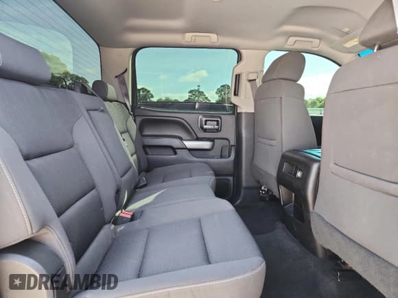 ✅ 2016 Chevrolet Silverado 2500HD LT • VIN: 1GC1KVE82GF264662 • Lot: 91906605. Wystawiony na Copart z przebiegiem 142 354 mil. Bezpłatny archiwum sprzedaży aukcyjnych z USA i szczegółowy raport historii pojazdu na DreamBid. Zdjęcie 10.