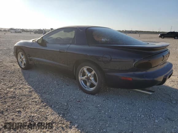 ✅ 2000 Pontiac Firebird Firebird • VIN: 2G2FS22K7Y2145503 • Lot: 80487434. Wystawiony na Copart z przebiegiem 120 386 mil. Bezpłatny archiwum sprzedaży aukcyjnych z USA i szczegółowy raport historii pojazdu na DreamBid. Zdjęcie 2.