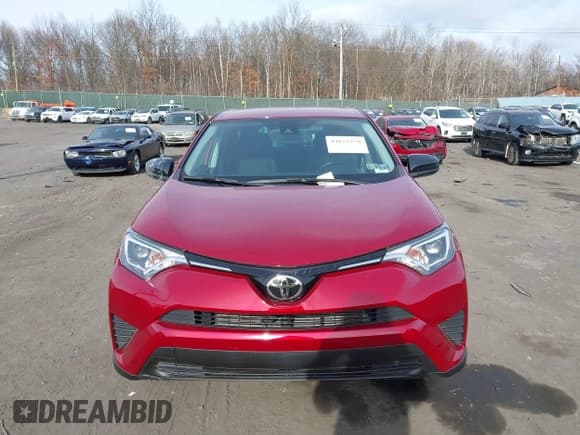 ✅ 2018 Toyota RAV4 LE • VIN: 2T3BFREV9JW857608 • Lot: 43823370. Listed on IAAI with 22,018 mi. Free auction sales archive from the USA and detailed vehicle history report at DreamBid. Image 12.