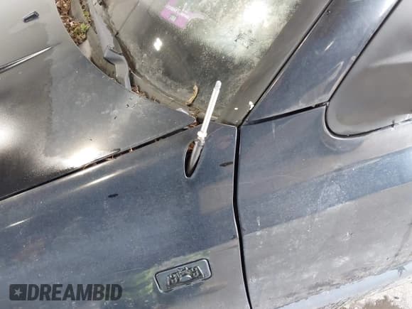 ✅ 1995 Volkswagen Cabriolet • VIN: WVWBC81E6SK001458 • Lot: 42732474. Listed on IAAI with 63,426 mi. Free auction sales archive from the USA and detailed vehicle history report at DreamBid. Image 15.