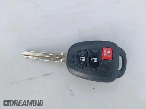 ✅ 2018 Toyota Highlander LE Plus • VIN: 5TDBZRFH2JS861971 • Lot: 43358842. Wystawiony na IAAI z przebiegiem 96 533 mil. Bezpłatny archiwum sprzedaży aukcyjnych z USA i szczegółowy raport historii pojazdu na DreamBid. Zdjęcie 11.