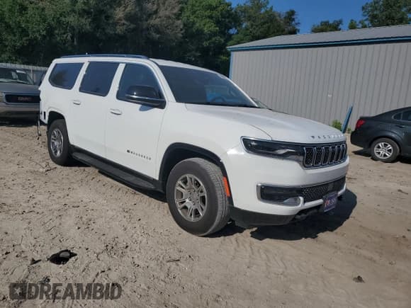 ✅ 2024 Jeep Wagoneer • VIN: 1C4SJSAP2RS145359 • Лот: 58918375. Опубликован ранее на Copart с пробегом 7 611 миль. Бесплатный доступ к архиву аукционных продаж из США и подробный отчёт об истории автомобиля на DreamBid. Изображение 4.