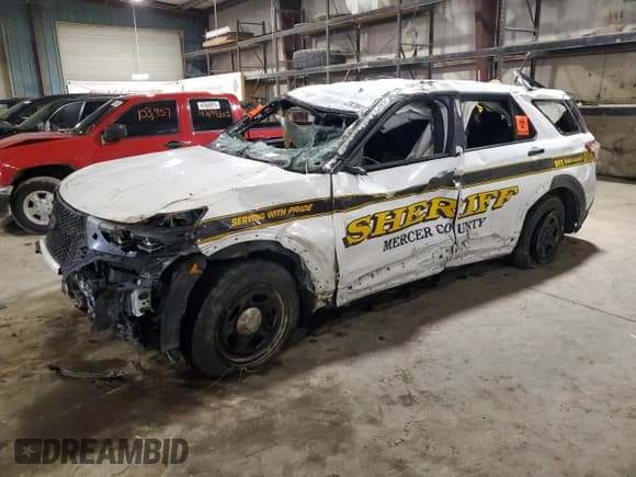 ✅ 2021 Ford Police Interceptor Utility • VIN: 1FM5K8AB7MGC01014 • Lot: 47878915. Wystawiony na Copart z przebiegiem Nie podano. Bezpłatny archiwum sprzedaży aukcyjnych z USA i szczegółowy raport historii pojazdu na DreamBid. Zdjęcie 1.