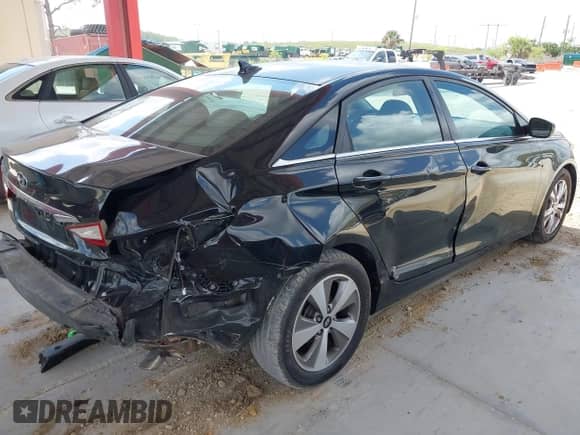 ✅ 2011 Hyundai Sonata GLS • VIN: 5NPEB4ACXBH043847 • Лот: 42355758. Размещён на IAAI с пробегом 202 231 миль миль. Получите бесплатный доступ к архиву аукционных продаж из США и посмотрите подробный отчёт об истории автомобиля на DreamBid. Изображение 6.