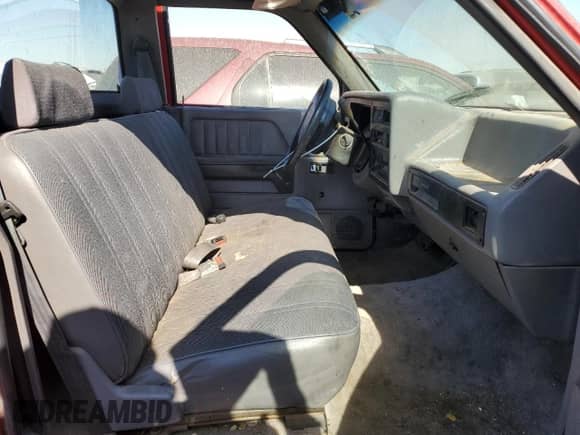 1995 Dodge Dakota z VIN 1B7FL26X2SW902568, wystawiony jako Copart lot #42760295 z przebiegiem 136 528 mil mil oraz Szkoda całkowita • Salvage title. Historia ofert i sprzedaży dostępna na DreamBid. Obrazek 7.