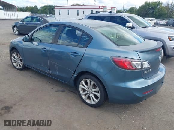 ✅ 2011 Mazda 3 S Grand Touring • VIN: JM1BL1W60B1410215 • Lot: 43055637. Listed on IAAI with 75,878 mi. Free auction sales archive from the USA and detailed vehicle history report at DreamBid. Image 3.