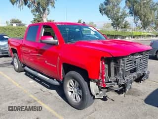 2018 Chevrolet Silverado 1500 LT с VIN 3GCPCREC9JG584585, выставлен на аукционе IAAI как лот 43156300 с пробегом 129 083 миль миль и . История ставок и продаж доступна на DreamBid. Изображение 1.