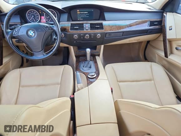 ✅ 2007 BMW 5 Series 525i • VIN: WBANE53587CK91882 • Lot: 89504445. Listed on Copart with 256,660 mi. Free auction sales archive from the USA and detailed vehicle history report at DreamBid. Image 8.