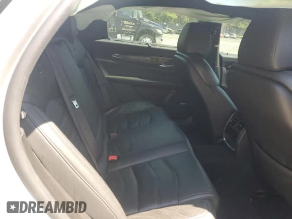 ✅ 2019 Cadillac CT6 • VIN: 1G6KC5RK1KU126142 • Lot: 57433335. Listed on Copart with 92,327 mi. Free auction sales archive from the USA and detailed vehicle history report at DreamBid. Image 10.