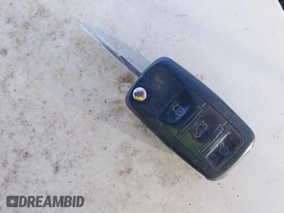 ✅ 2003 Volkswagen Beetle GLS • VIN: 3VWCK21Y13M301334 • Lot: 43641797. Wystawiony na IAAI z przebiegiem Nie podano. Bezpłatny archiwum sprzedaży aukcyjnych z USA i szczegółowy raport historii pojazdu na DreamBid. Zdjęcie 11.