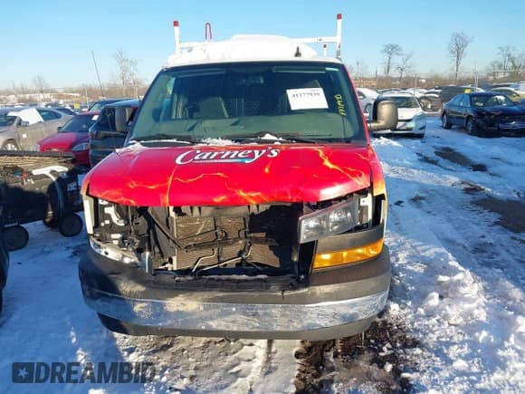 ✅ 2019 GMC Savana Cargo • VIN: 1GTW7AFG6K1368065 • Lot: 41277939. Listed on IAAI with 125,362 mi. Free auction sales archive from the USA and detailed vehicle history report at DreamBid. Image 12.