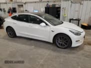 ✅ 2019 Tesla Model 3 Long Range • VIN: 5YJ3E1EB3KF493904 • Lot: 92351125. Listed on Copart with 121,946 mi. Free auction sales archive from the USA and detailed vehicle history report at DreamBid. Image 4.