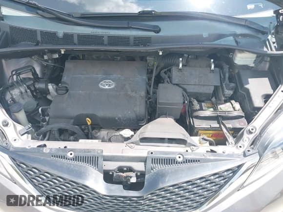 ✅ 2012 Toyota Sienna SE • VIN: 5TDXK3DC8CS248769 • Lot: 42853132. Listed on IAAI with 192,225 mi. Free auction sales archive from the USA and detailed vehicle history report at DreamBid. Image 10.