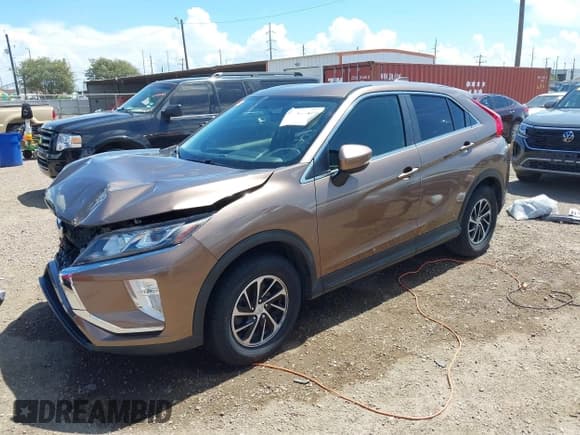 ✅ 2020 Mitsubishi Eclipse Cross ES • VIN: JA4AS3AA5LZ018320 • Lot: 42565416. Wystawiony na IAAI z przebiegiem 115 464 mil. Bezpłatny archiwum sprzedaży aukcyjnych z USA i szczegółowy raport historii pojazdu na DreamBid. Zdjęcie 2.