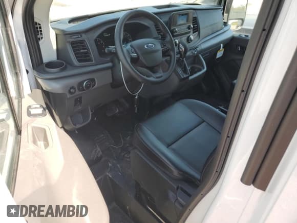 ✅ 2024 Ford Transit Cargo • VIN: 1FTBW3XG3RKB64288 • Lot: 71999655. Listed on Copart with 1,832 mi. Free auction sales archive from the USA and detailed vehicle history report at DreamBid. Image 8.