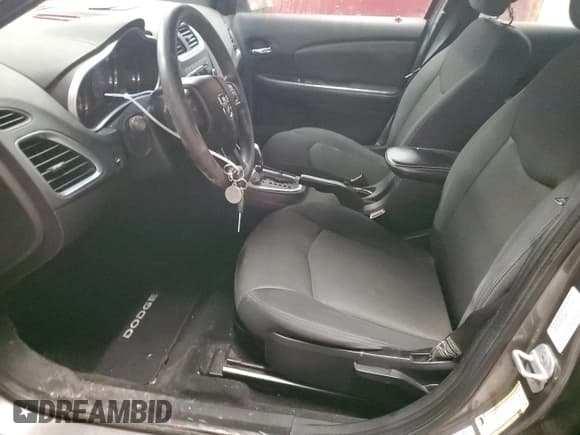 ✅ 2012 Dodge Avenger SE • VIN: 1C3CDZAB7CN128303 • Lot: 41705475. Wystawiony na Copart z przebiegiem 130 486 mil. Bezpłatny archiwum sprzedaży aukcyjnych z USA i szczegółowy raport historii pojazdu na DreamBid. Zdjęcie 7.