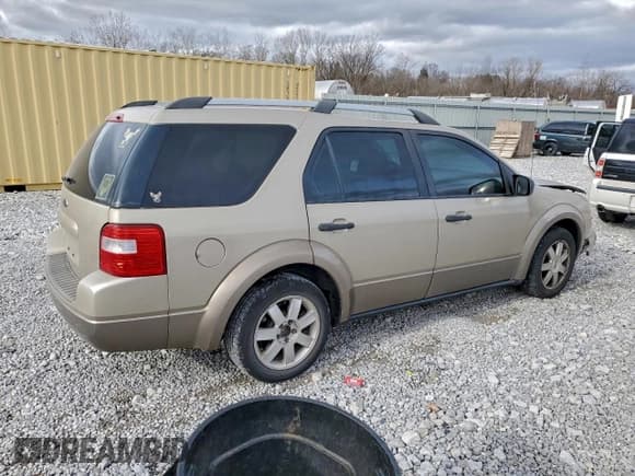 ✅ 2005 Ford Freestyle SE • VIN: 1FMZK01185GA62216 • Лот: 94675995. Опубликован ранее на Copart с пробегом 148 860 миль. Бесплатный доступ к архиву аукционных продаж из США и подробный отчёт об истории автомобиля на DreamBid. Изображение 3.