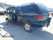 ✅ 1999 Chevrolet Blazer LT • VIN: 1GNDT13W6X2151512 • Lot: 41823548. Wystawiony na IAAI z przebiegiem Nie podano. Bezpłatny archiwum sprzedaży aukcyjnych z USA i szczegółowy raport historii pojazdu na DreamBid. Zdjęcie 3.