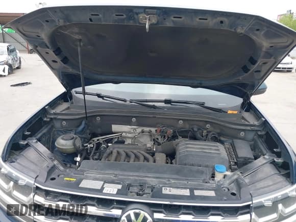 ✅ 2018 Volkswagen Atlas SE • VIN: 1V2KR2CA4JC532476 • Лот: 42070722. Опубликован ранее на IAAI с пробегом 155 320 миль. Бесплатный доступ к архиву аукционных продаж из США и подробный отчёт об истории автомобиля на DreamBid. Изображение 10.