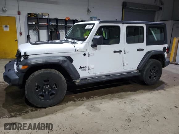 ✅ 2021 Jeep Wrangler Unlimited Sport • VIN: 1C4HJXDG4MW821718 • Lot: 41956755. Listed on Copart with 30,615 mi. Free auction sales archive from the USA and detailed vehicle history report at DreamBid. Image 1.