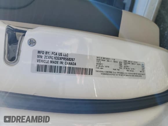 ✅ 2023 Chrysler Voyager LX • VIN: 2C4RC1CGXPR568267 • Lot: 81975925. Wystawiony na Copart z przebiegiem 38 387 mil. Bezpłatny archiwum sprzedaży aukcyjnych z USA i szczegółowy raport historii pojazdu na DreamBid. Zdjęcie 13.