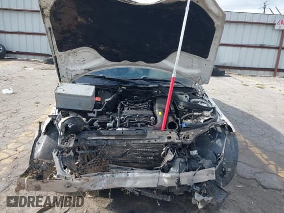 ✅ 2014 Mercedes-Benz C 250 • VIN: WDDGJ4HB8EG299122 • Lot: 42983661. Listed on IAAI with 93,503 mi. Free auction sales archive from the USA and detailed vehicle history report at DreamBid. Image 10.