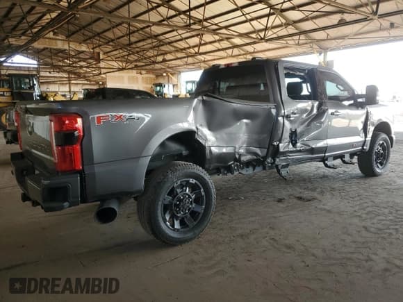 ✅ 2023 Ford F-350 XL • VIN: 1FT8W3BM1PED37129 • Lot: 75017704. Wystawiony na Copart z przebiegiem 15 138 mil. Bezpłatny archiwum sprzedaży aukcyjnych z USA i szczegółowy raport historii pojazdu na DreamBid. Zdjęcie 3.